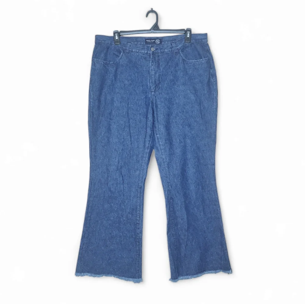 Venezia Plus Size Frayed Hem Jeans
